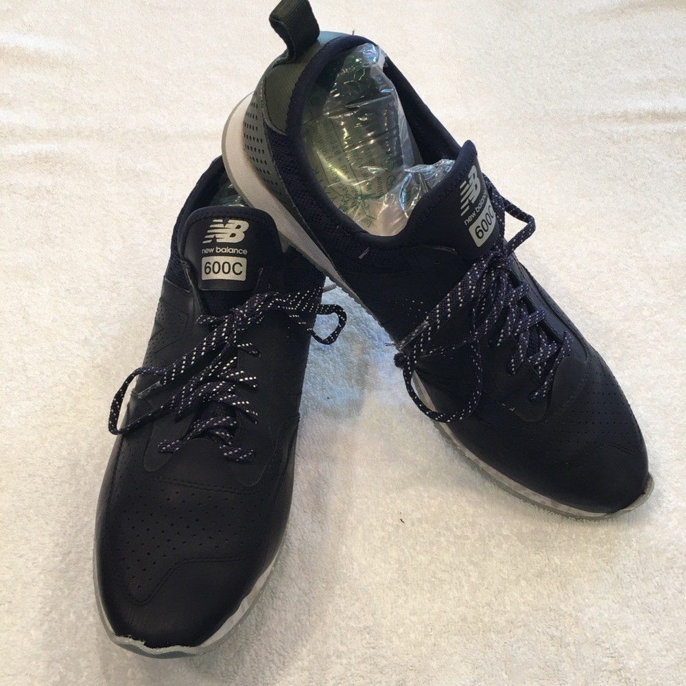 New Balance 600C mens size 12 Running athletic shoe navy Blue leather